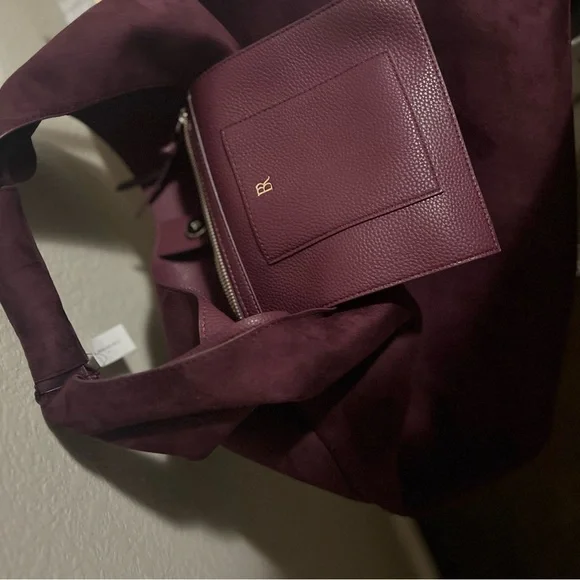Banana Republic faux suede hobo slouchy tote NWT BURGUNDY LARGE - Picture 9 of 11